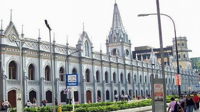Siete academias venezolanas piden acceso a las vacunas