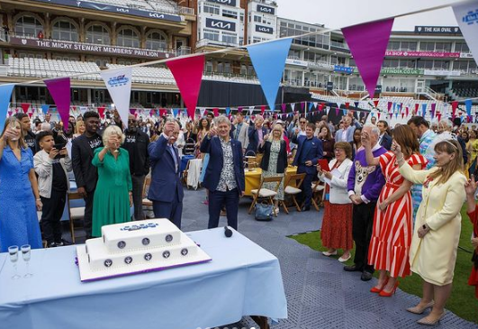 Carlos encabezó las celebraciones del jubileo de la Reina Isabel II. Foto Instagram