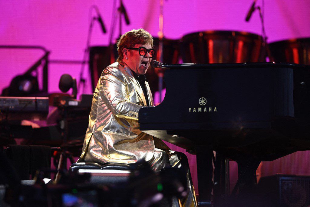 Elton John ofreció su presentación más emotiva para decir adiós. Foto AFP